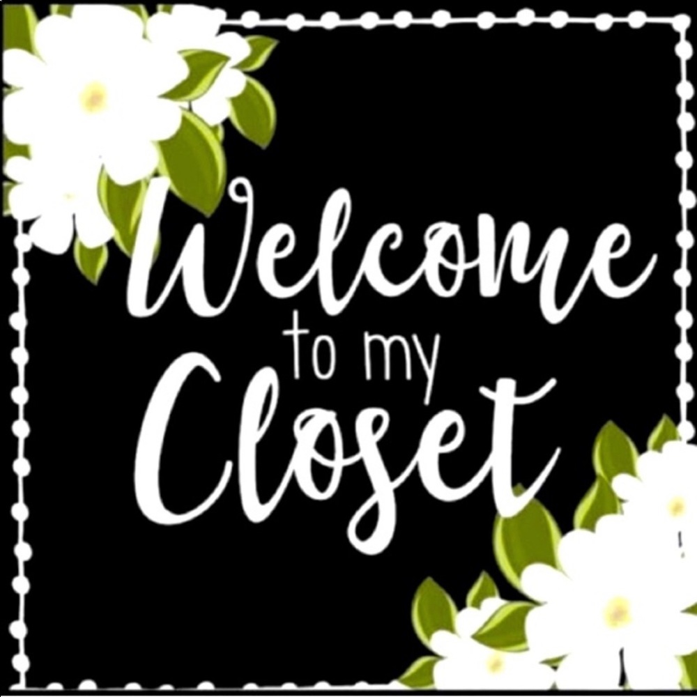 Thanks for stopping bye

🌸🌸All reasonable offers welcomed🌸🌸